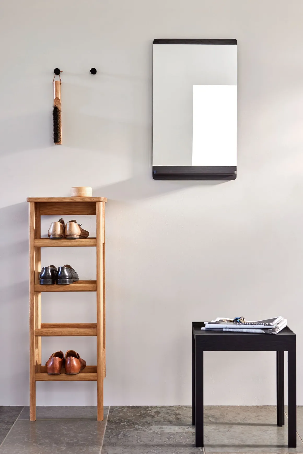 Skohylle - A Line Shoerack 35 Oljet Eik