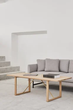 Sofabord - BM67 Såpet Eik m/Messing Avstiver