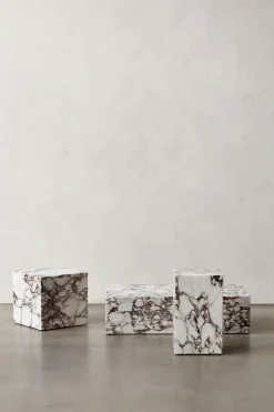 Sofabord - Plinth Cubic 40x40xh40 Rose Marble