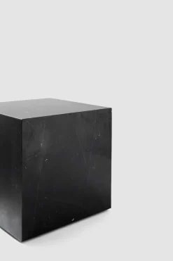 Sofabord - Plinth Cubic 40x40xh39cm Black Marble