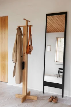 Speil - A Line Sort Eik