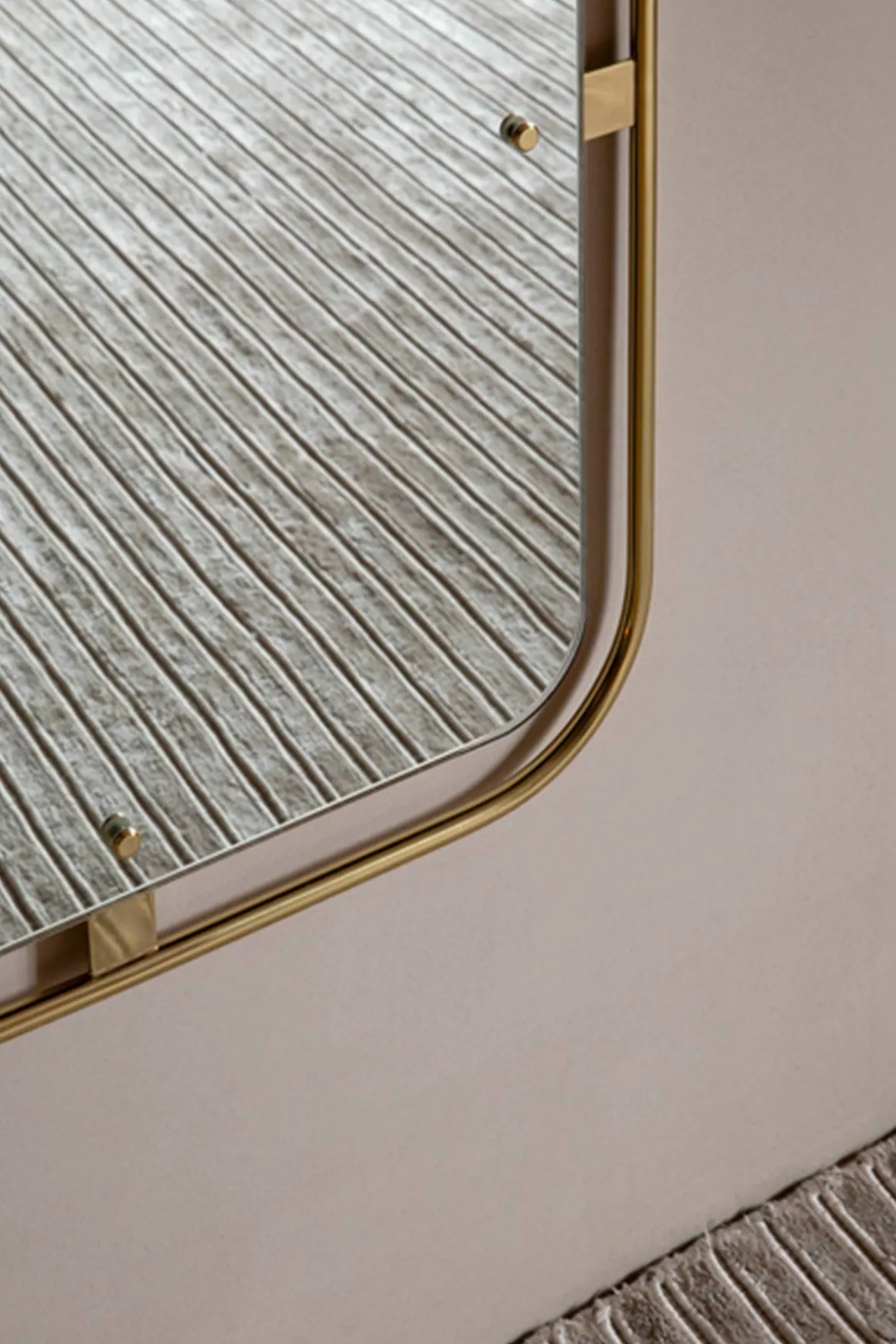 Speil - Nimbus Rectangular b53,4xH158,4cm Polished Brass