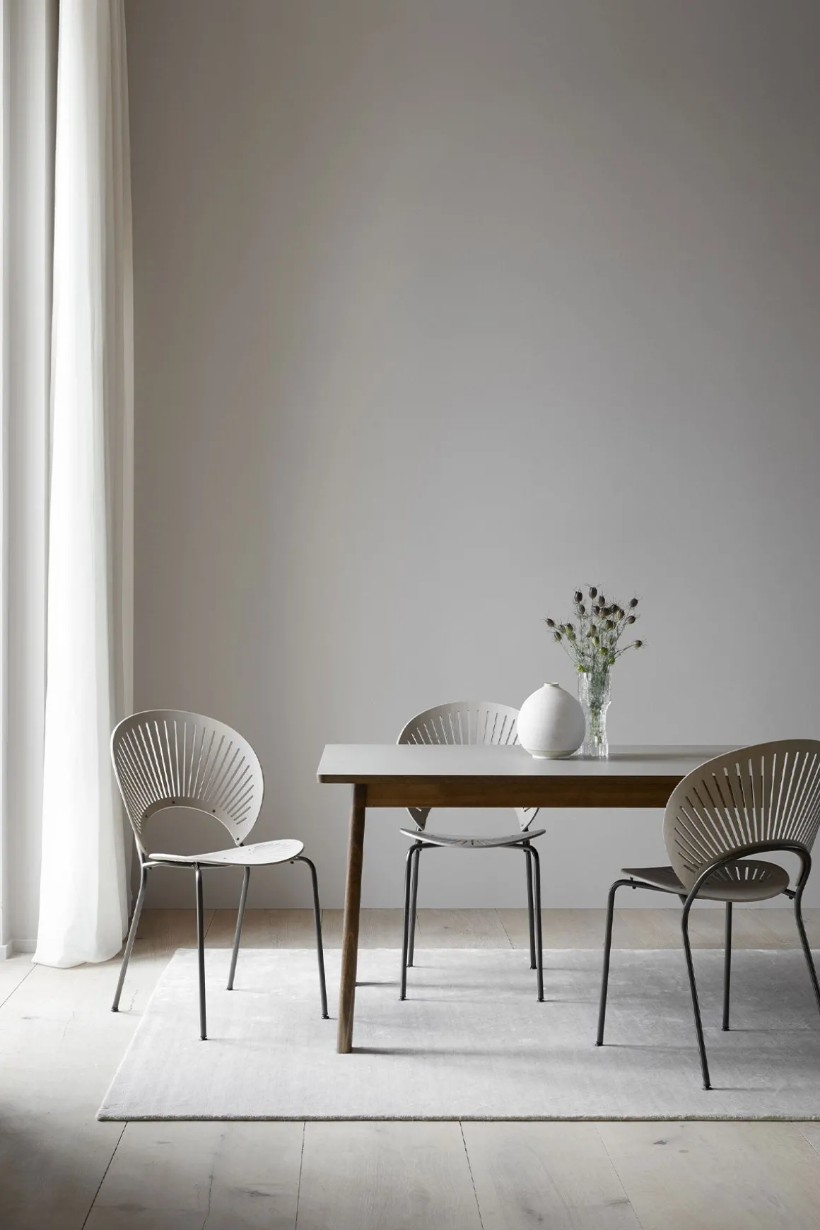 Spisebord - Ana 6491 Røkt Eik/Almond Laminat