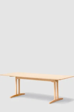 Spisebord - C18 Modell 6293 220cm Lys Oljet Eik
