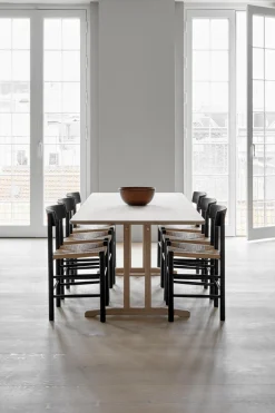 Spisebord - C18 Modell 6293 220cm Oljet Eik