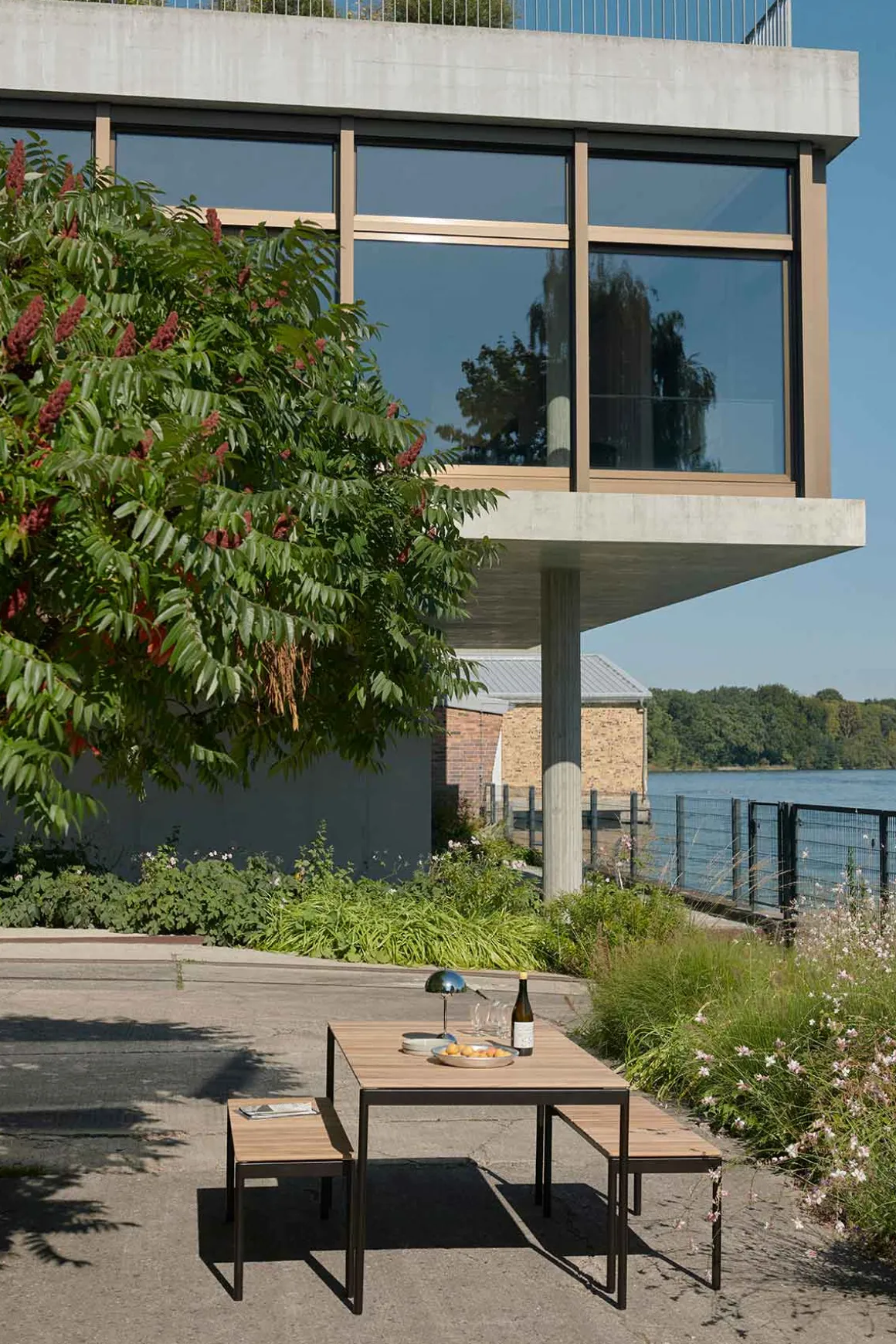 Spisebord - Ville AV25 90x150 Warm Black