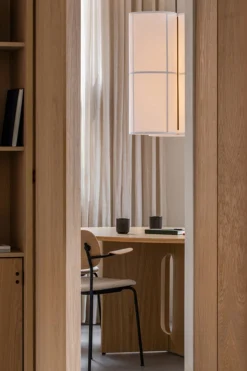 Spisestol - Co Dining u/Armlene 130 Hallingdal, Black Steel