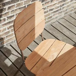 Spisestol - Lilium H82,5x45cm Teak