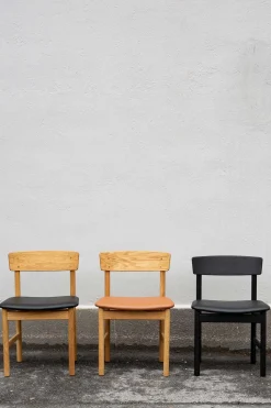 Spisestuestol - Mogensen Model 3236 Oljet Eik / 88 Sort Lær