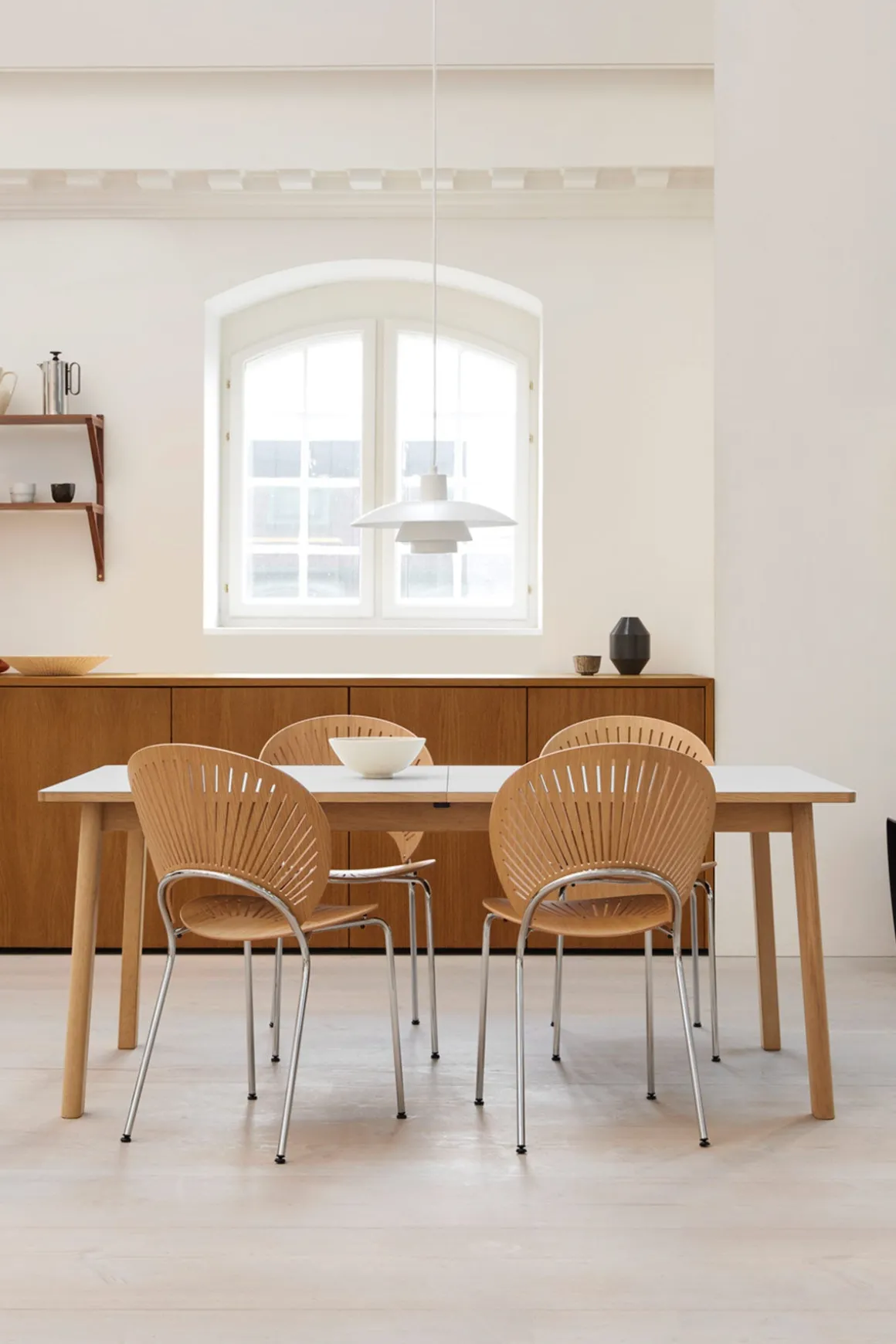 Spisestuestol - Trinidad 3398 Lakkert Eik/Krom