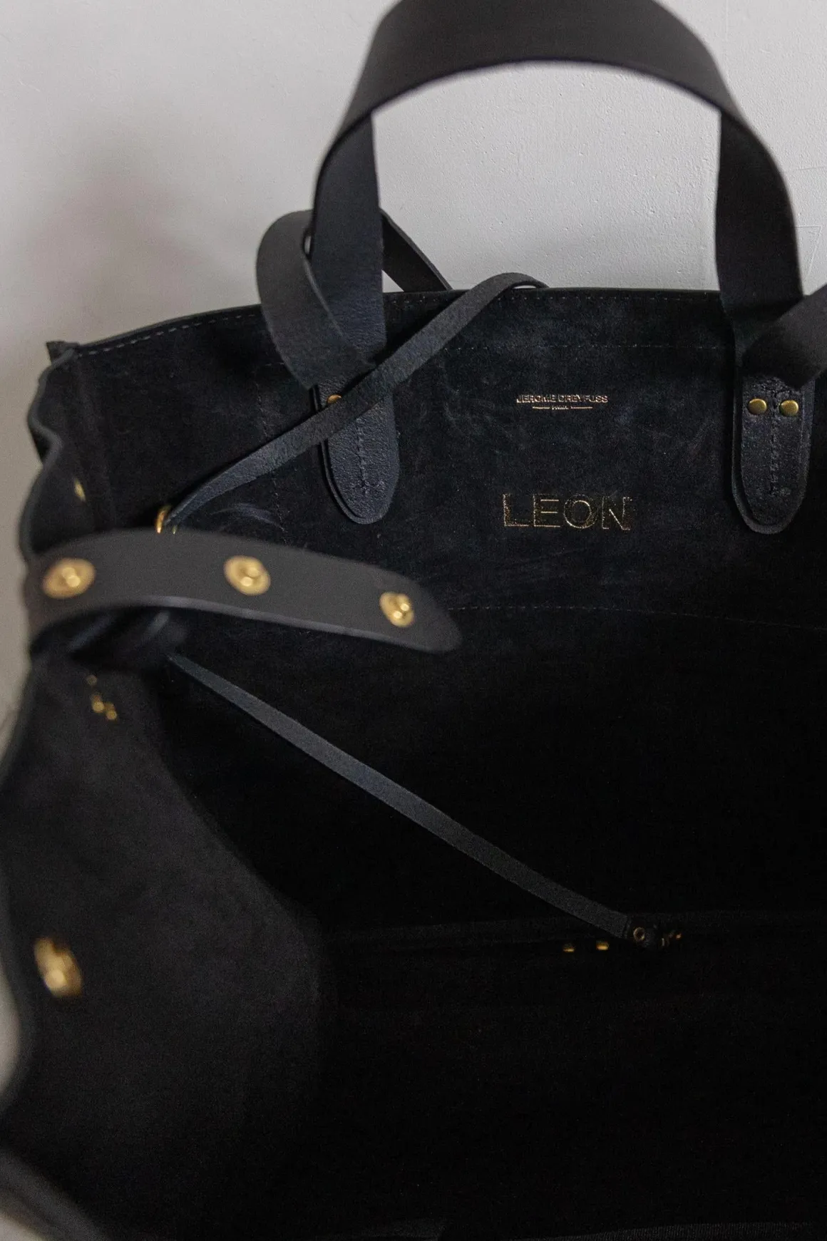 Veske - Leon M Noir Split Suede